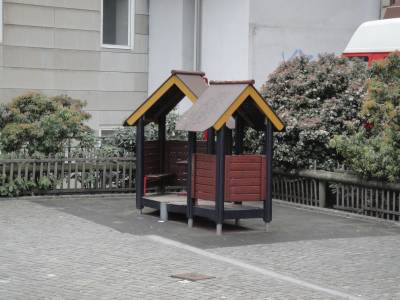 Maisonette sur la place de jeux pour enfants Pr�-du-march� � Lausanne
